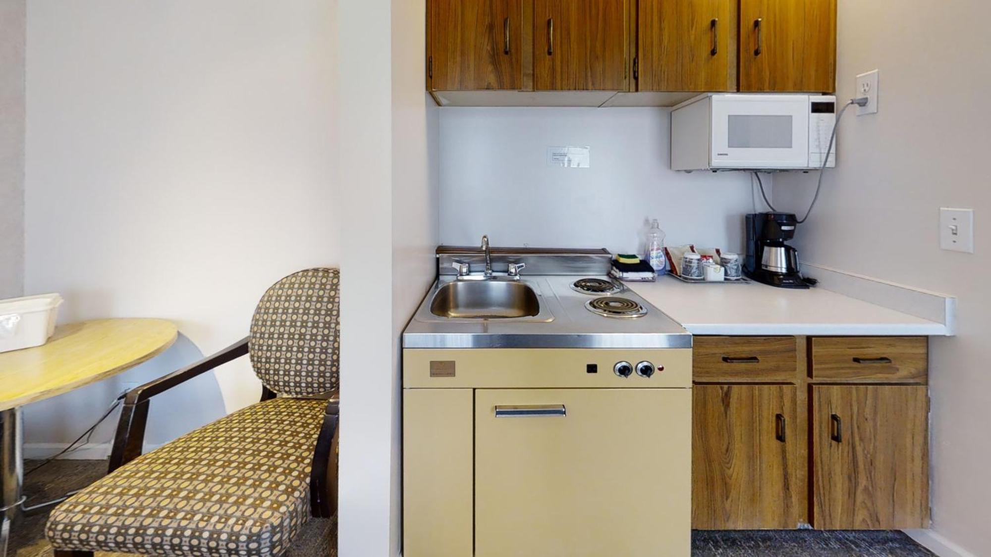 Dilworth Inn Kelowna Zewnętrze zdjęcie