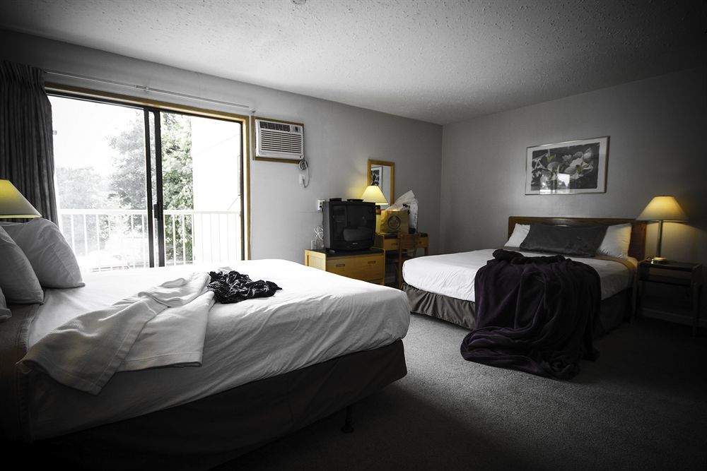 Dilworth Inn Kelowna Zewnętrze zdjęcie